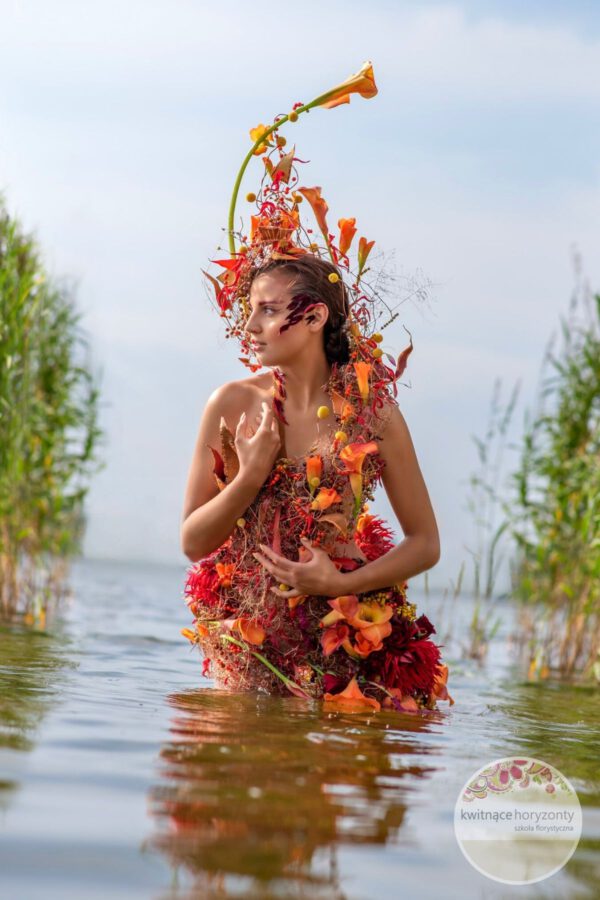 In Our School We Have a Masterclass Flower Work for a Photo Session - Blog on Thursd (3)