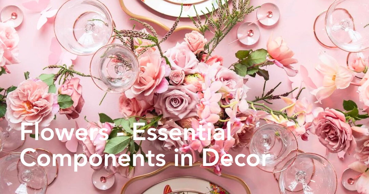 Tablecenters with flowers by Casa de Perrin