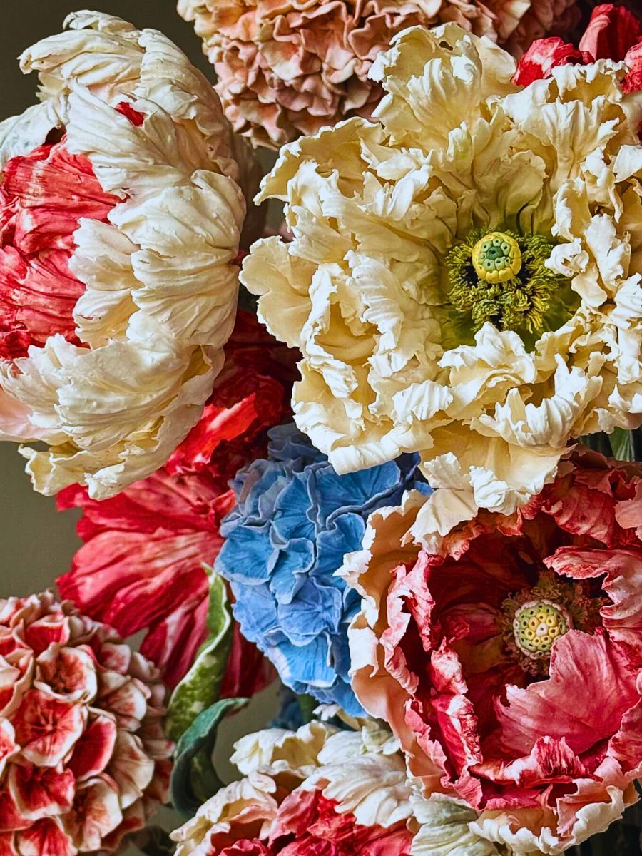 Anna Volkova Creates Unique Porcelain Floral Art Pieces.