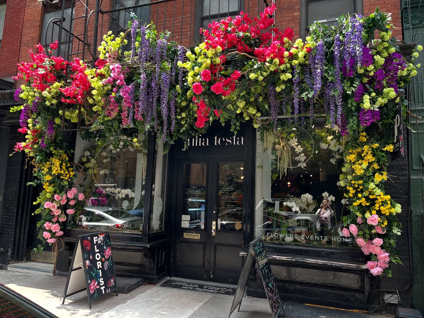Julia Testa Flower Shop - NYC