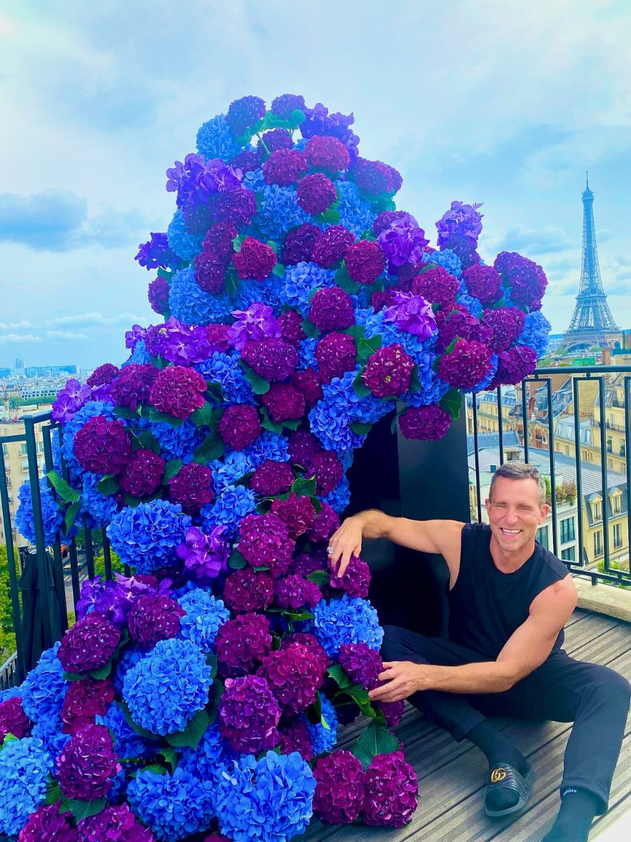 Jeff Leatham With Fresh Hydrangeas in Paris