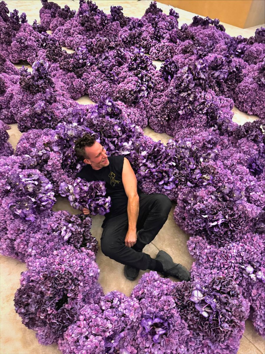 Jeff Leatham With Hydrangeas