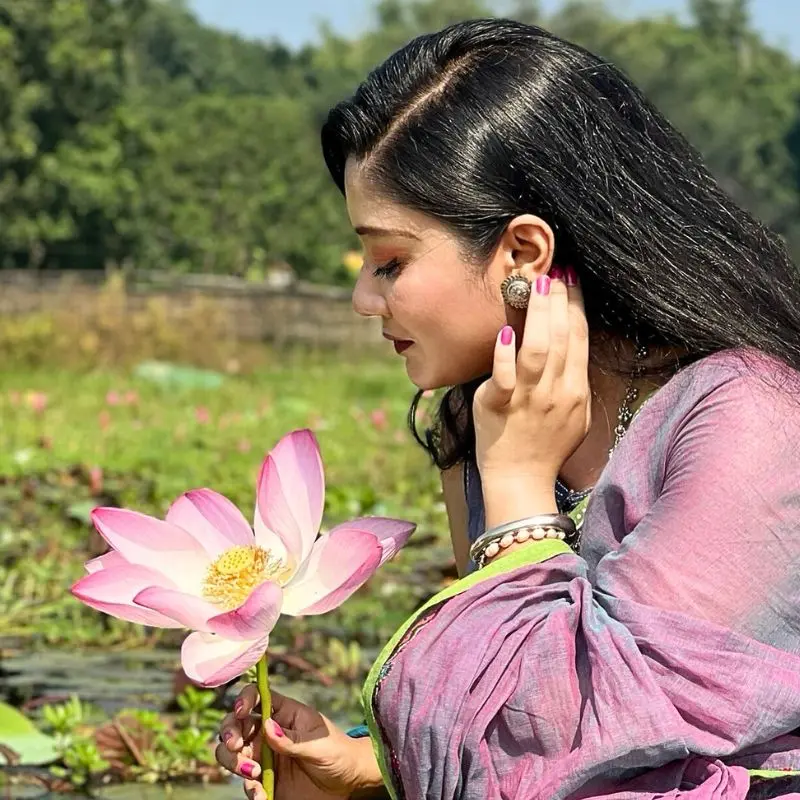 Birth Month Flowers, Birth Flowers by Month Feature Image