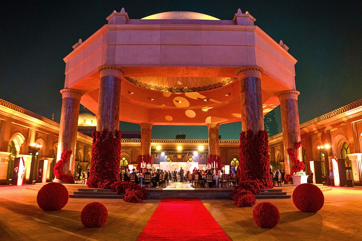 Roses Sunrite Casa Ecuador for Formula 1 Abu Dhabi