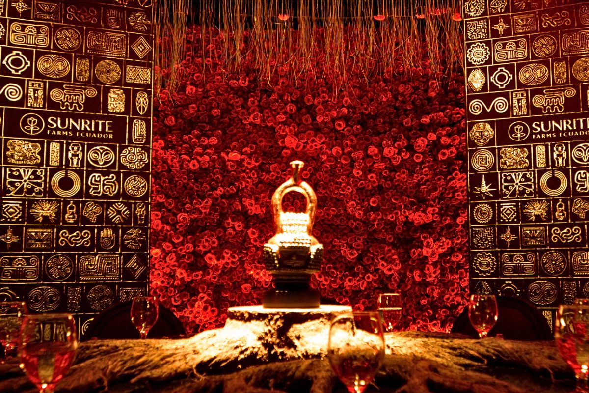 Every Rose Carefully Curated Table Decoration Casa Ecuador at Formula 1 in Abu Dhabi