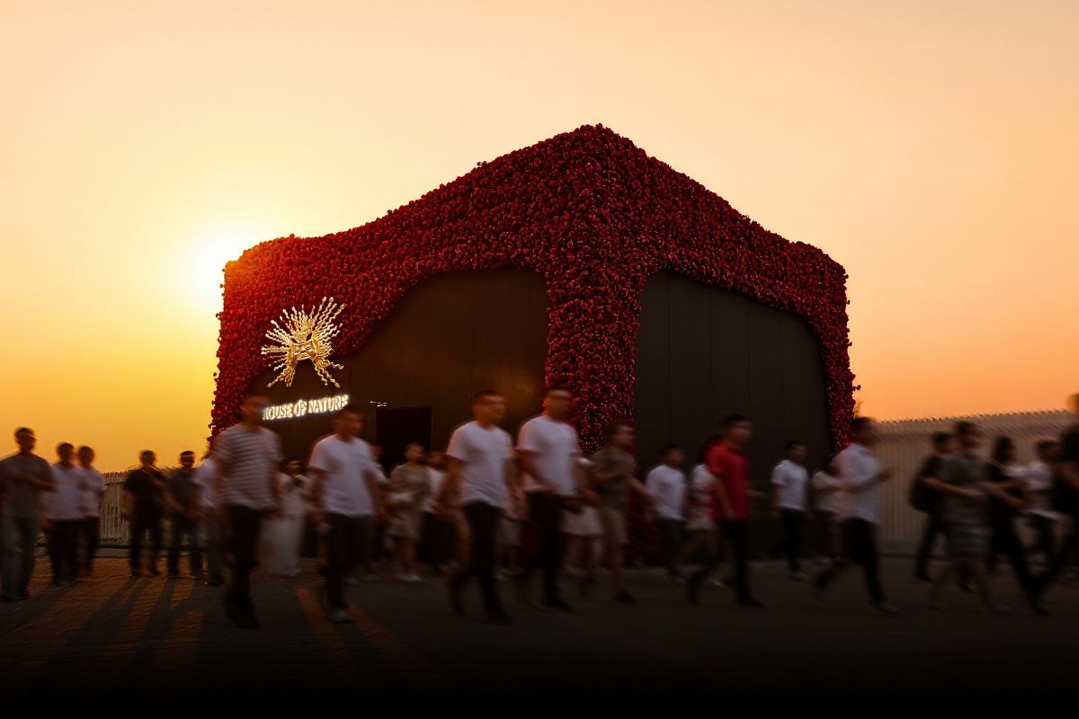 House of Nature in Red Roses From Sunrite in Abu Dhabi for Formula 1