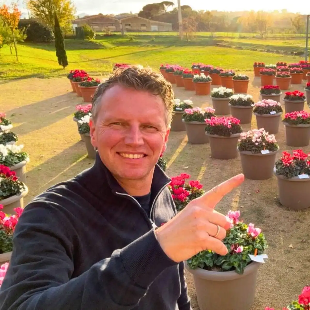 Peter van Delft with Macaron from Morel