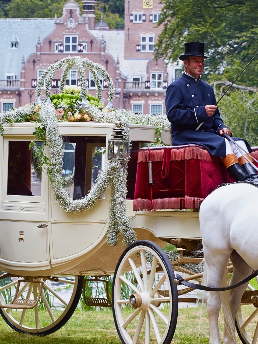 Robert Koene's Book, Stunning Wedding Floristry Explores his Ideas on Luxury Wedding Design