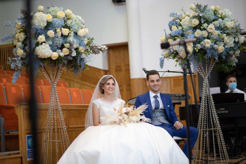 A Beautiful Wedding Split Into Four Floral Design
