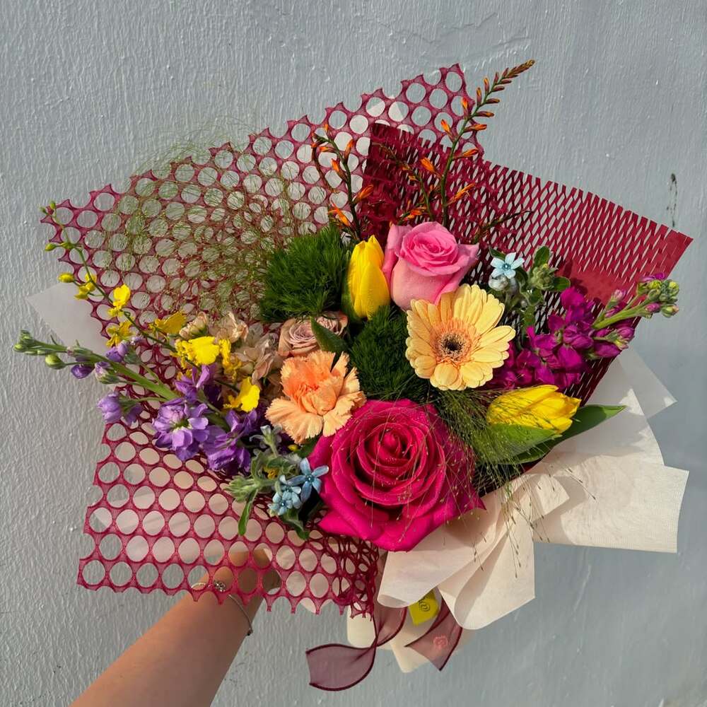 Colorful low-pollen wedding flower bouquet