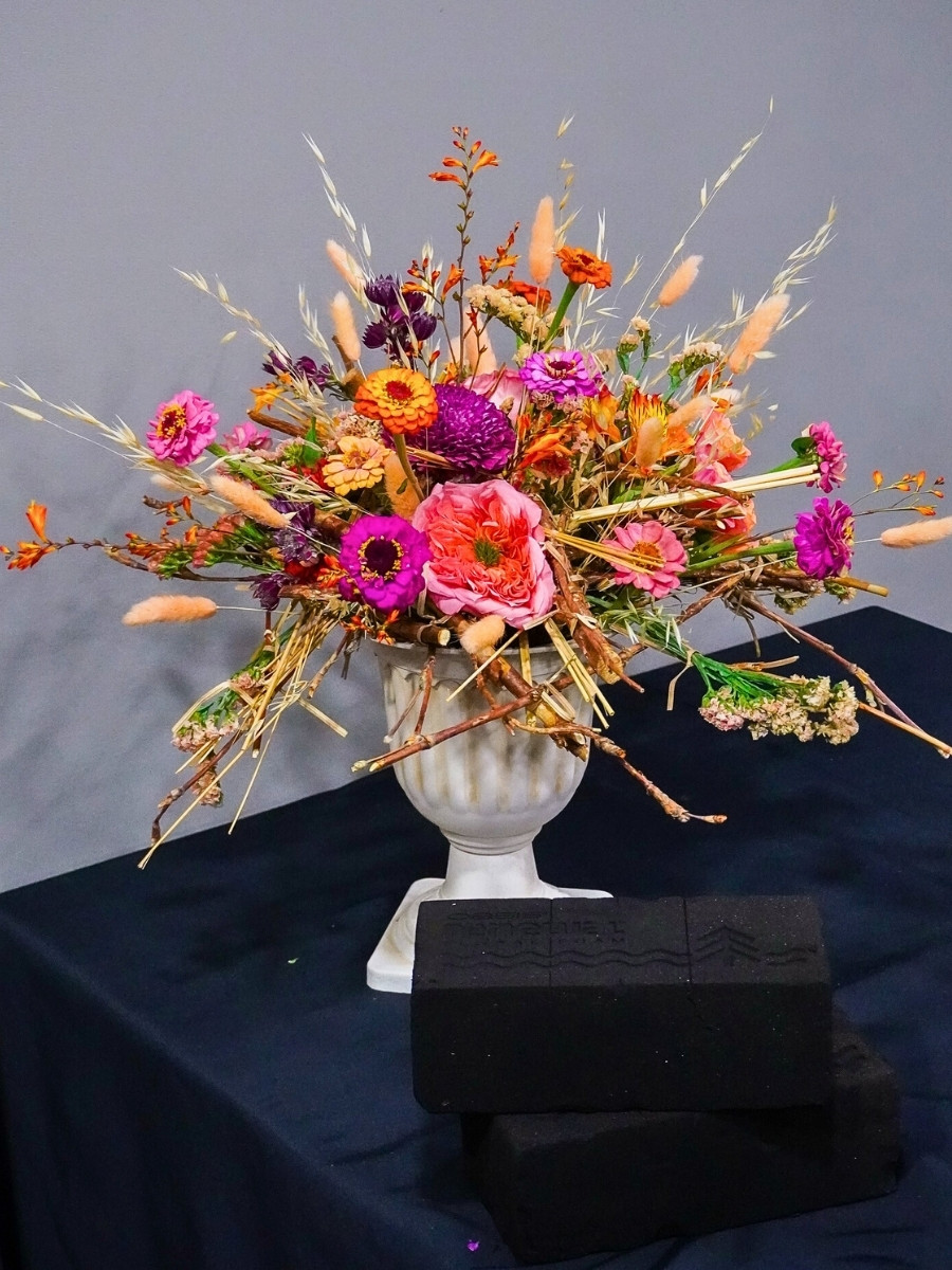 Oasis&reg; Renewal&trade; Floral Foam, A Plant-Based Floral Foam Solution Redefining the Flower Design Industry