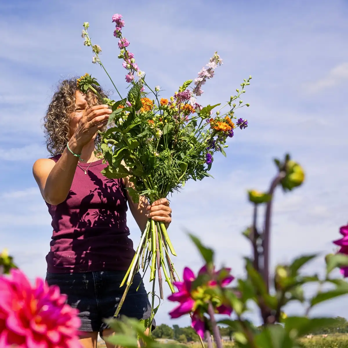 Wilderful Founded by Silke Tijkotte and Denise Collignon Champions Organically Grown, Locally Sourced Flowers.