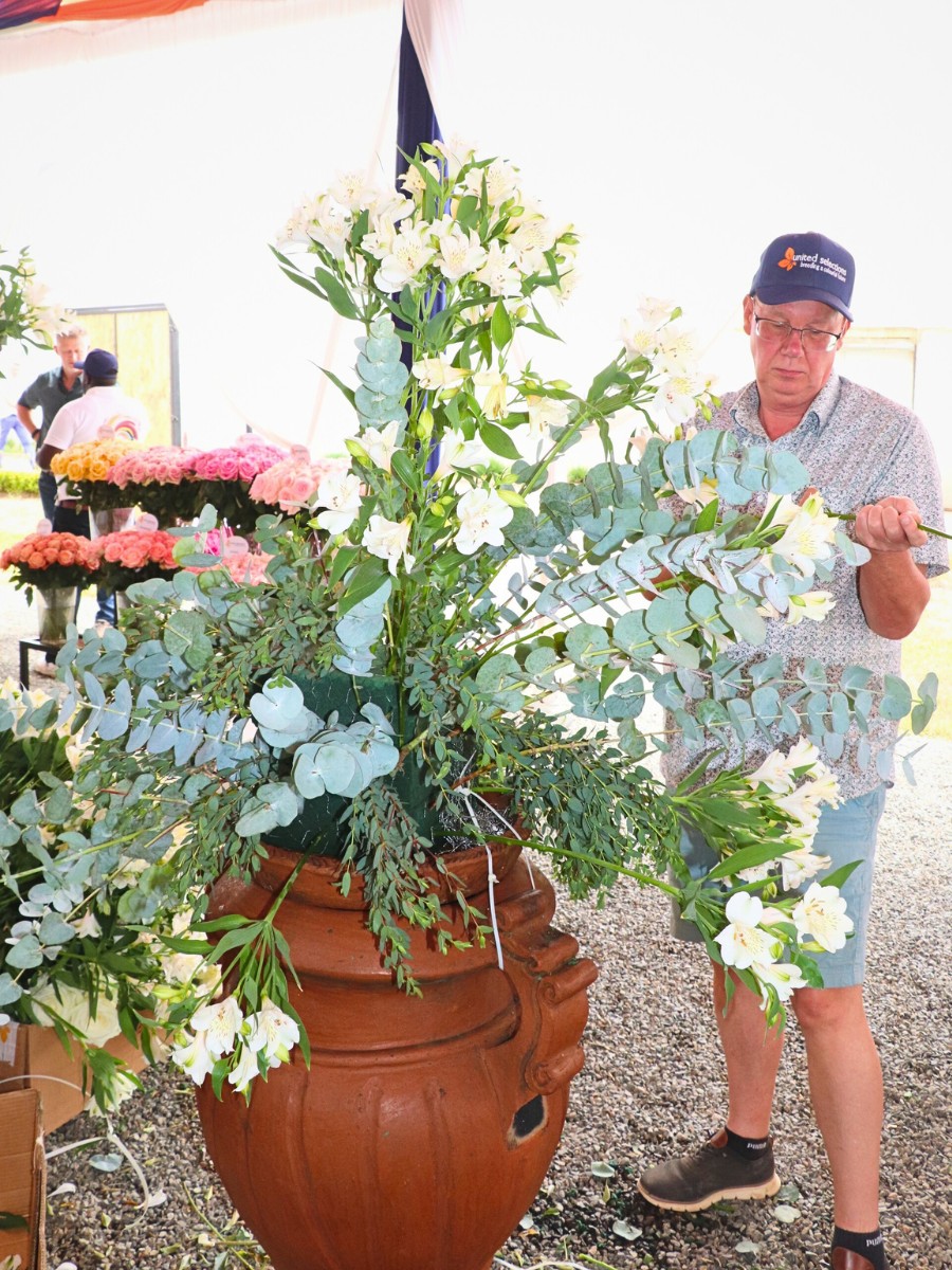 Breeders United Selections, K&ouml;nst Alstroemeria, and Icon Selections Hosted Their Open Days at Their Facility in Nakuru, Kenya