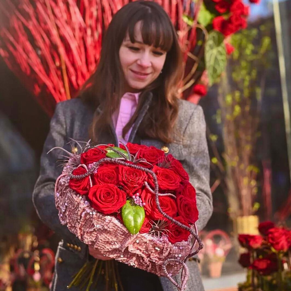 How Flower Growers Can Optimize Their Valentines Day Production and Sales