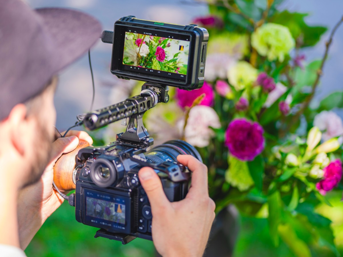 Cinefleur is made by a dedicated team of creatives who share a mission