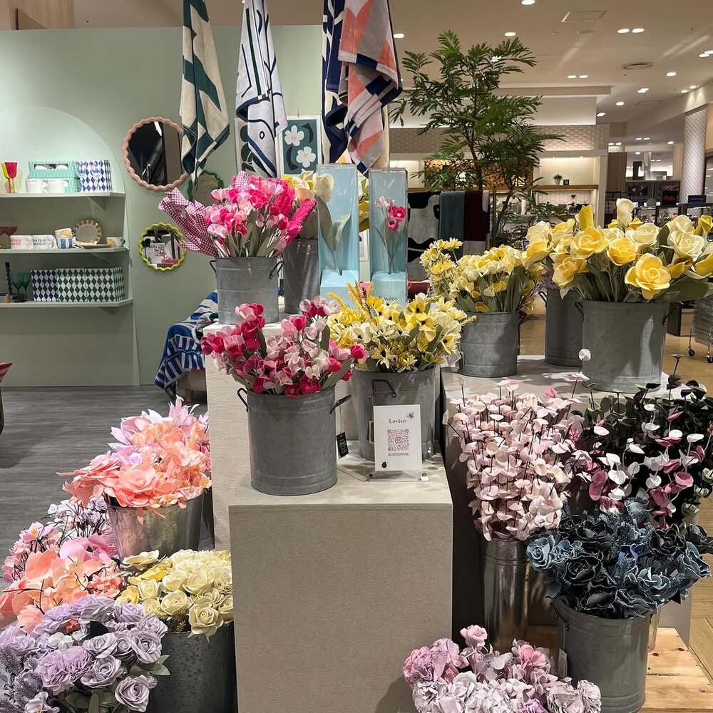 spring blooms in Japanese market