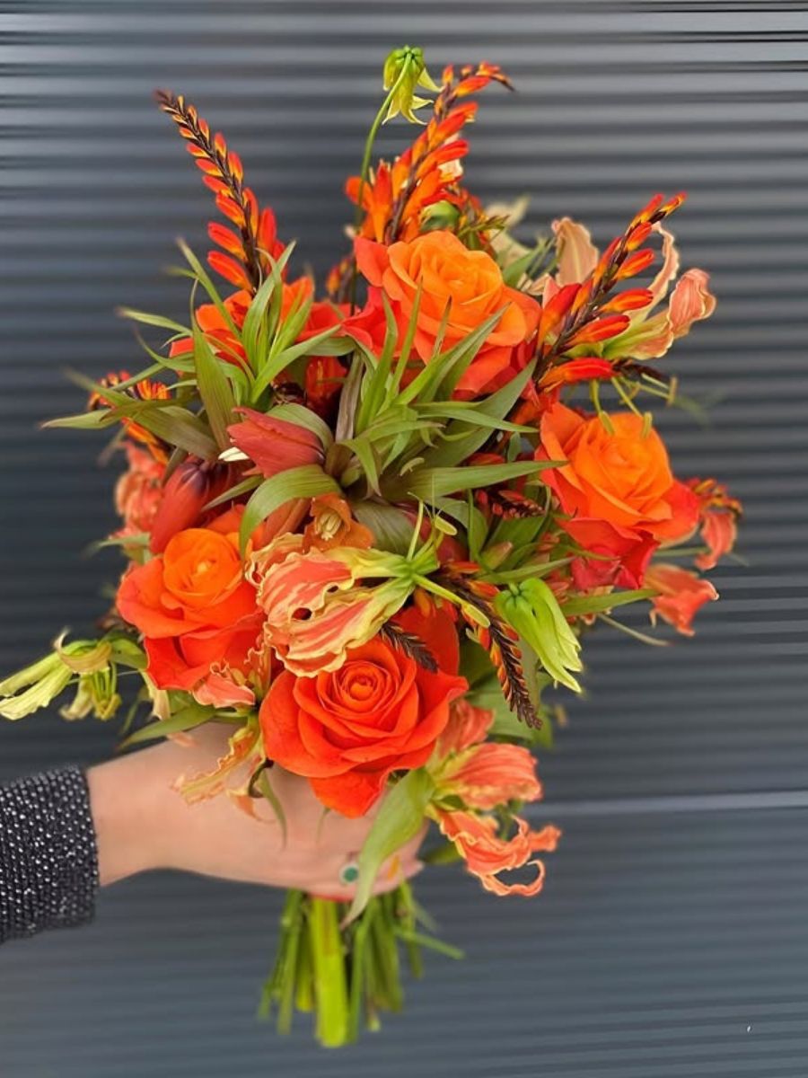 Rose Orange Wave by masterflorists