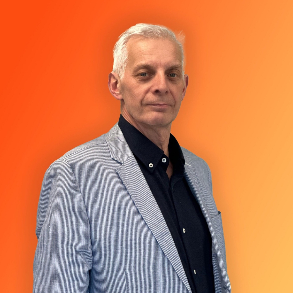 10 questions to Frank Grunder