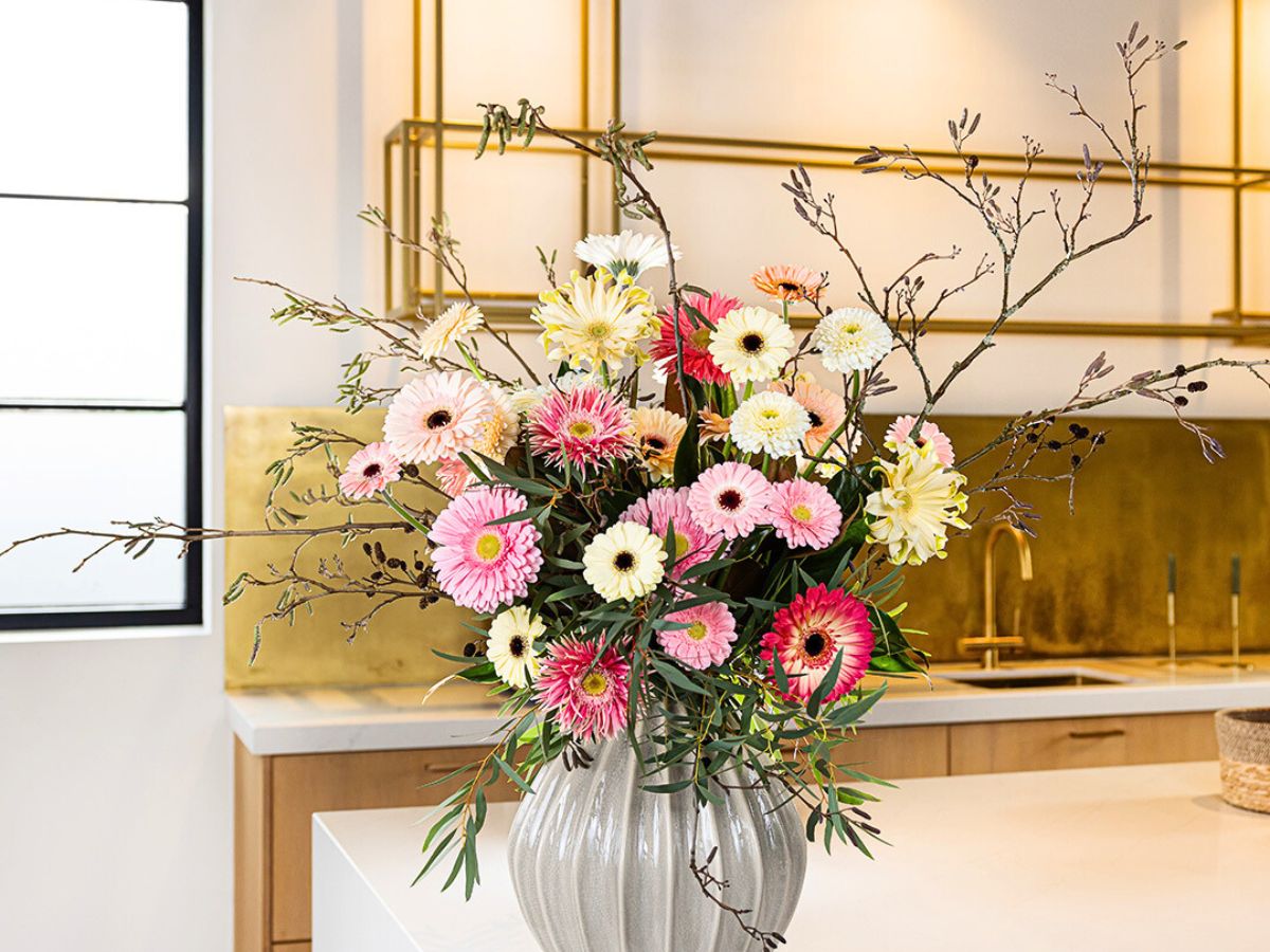 10 questions to Frank Grunder