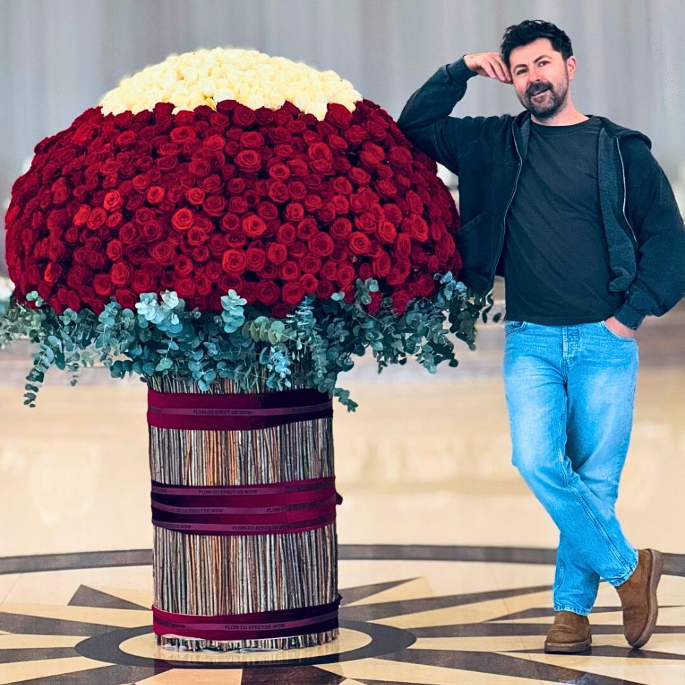 Andrei Bindea and 1001 Roses