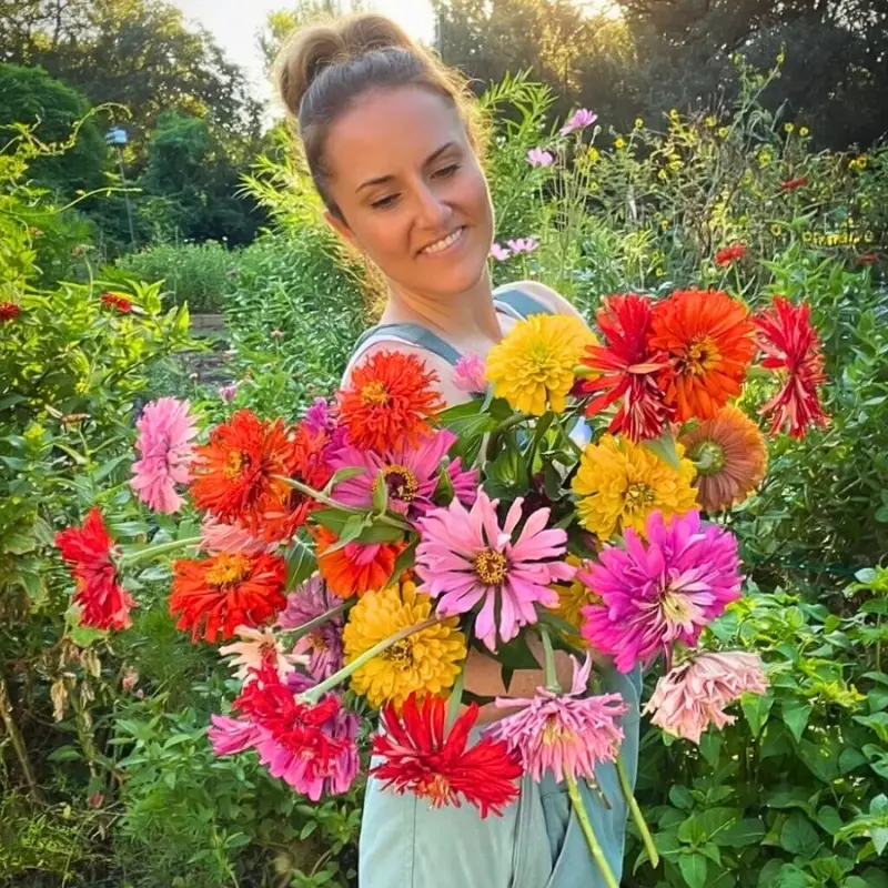 Flowers that mean love and devotion