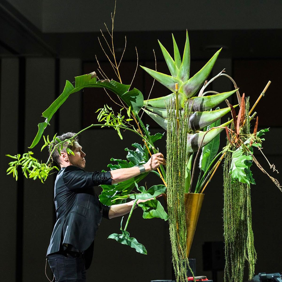 Floral design schools in the US