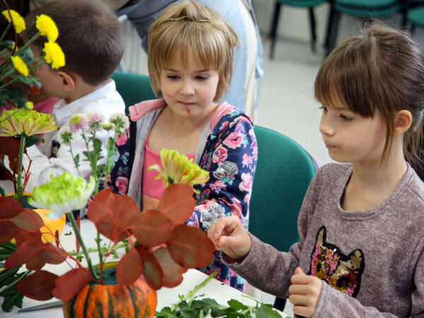 Chrysanthemums Color an Orphanage in Russia - girls