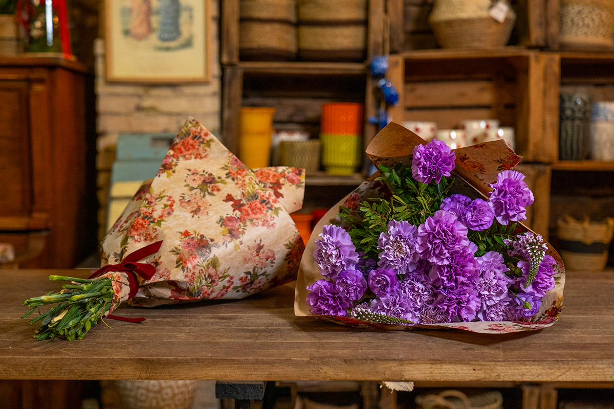 Mooncarnation bouquets at Sueca13