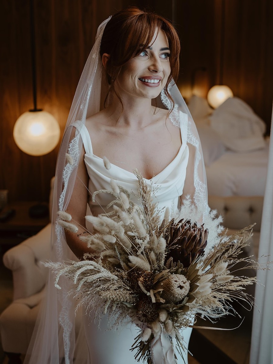 How to Design a Sustainable Wedding With Sustainable Wedding Flowers