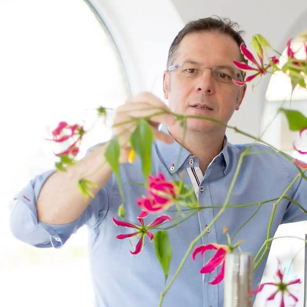 Tomas de Bruyne florist on Thursd feature