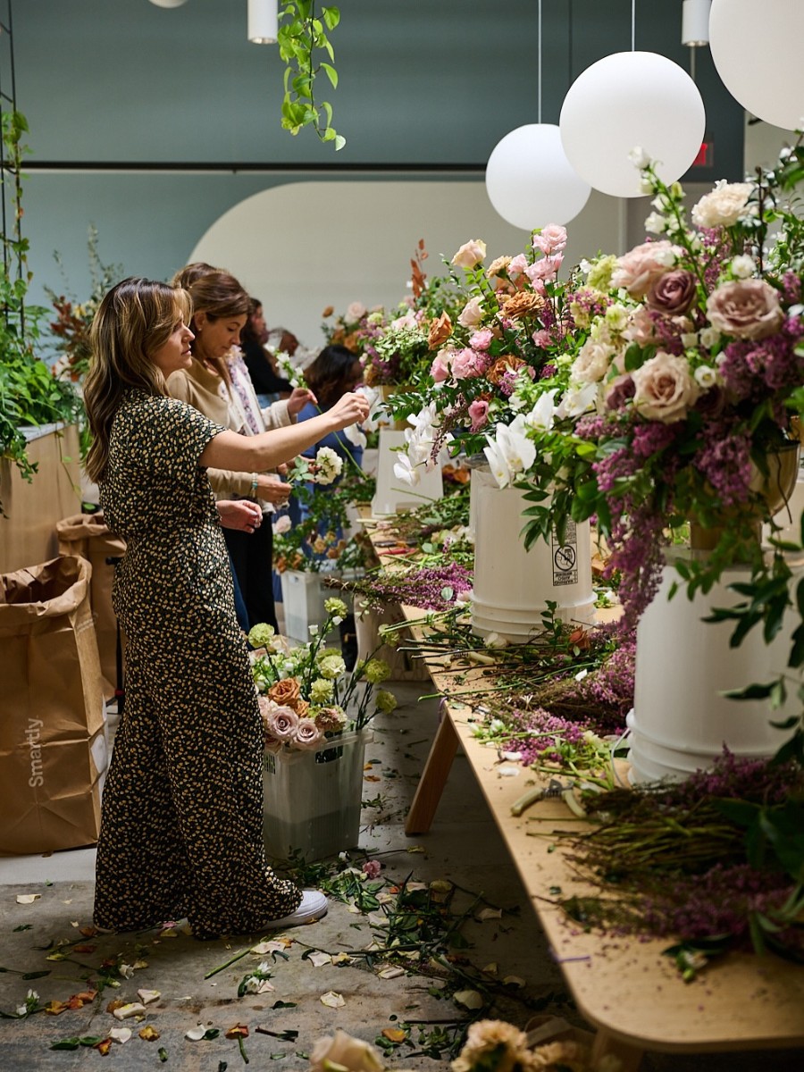 How to Open a Retail Flower Home-Based Business in 5 Easy Steps