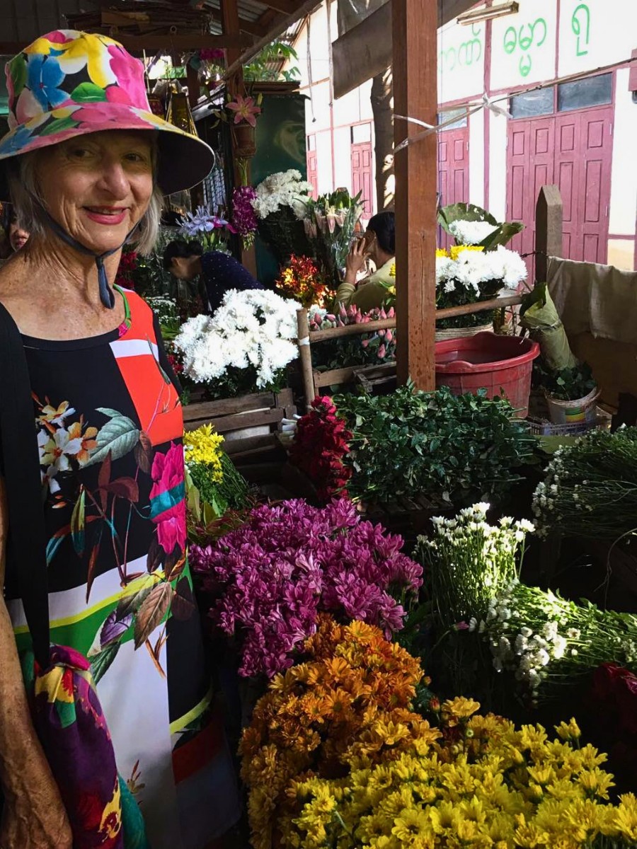 How to Open a Retail Flower Home-Based Business in 5 Easy Steps