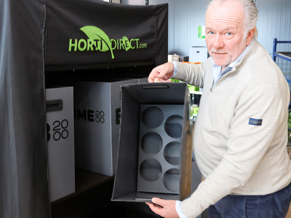 Newwen black trolley for Blume 2000