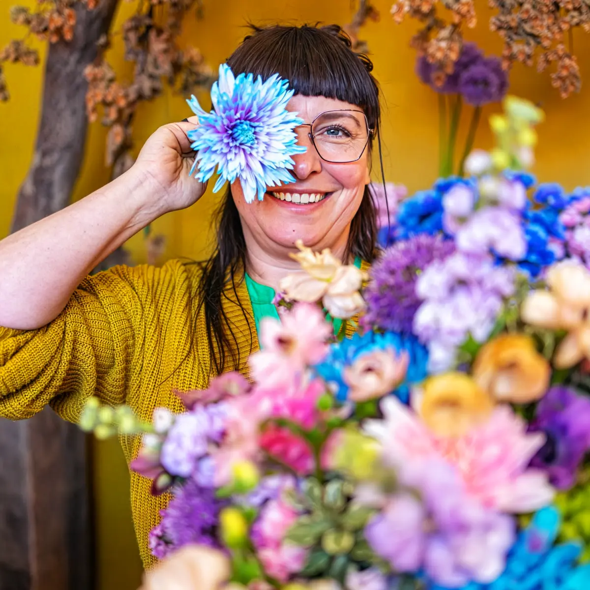 Why Flowers Make People Happy, According to Science and Common Sense
