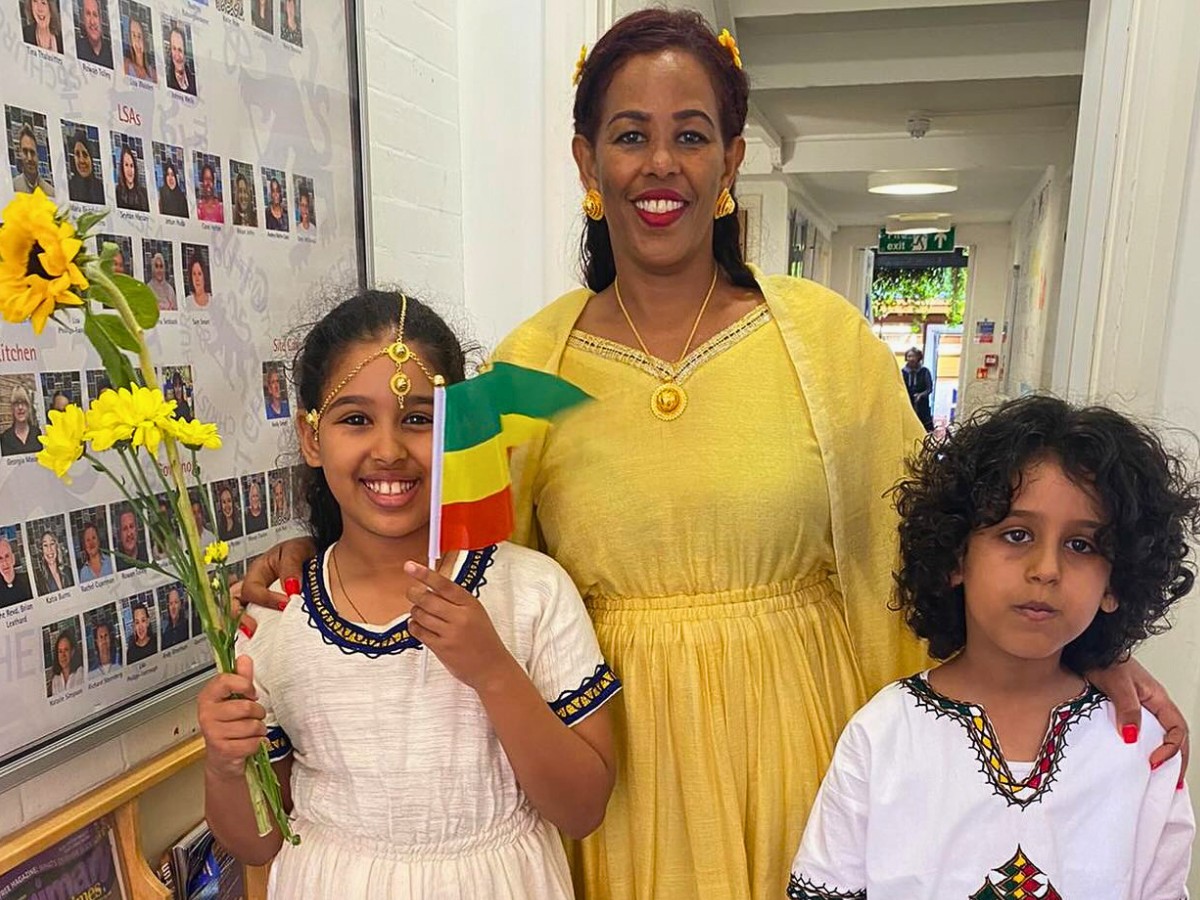 Unique Mother&rsquo;s Day Floral Traditions From Across the World.