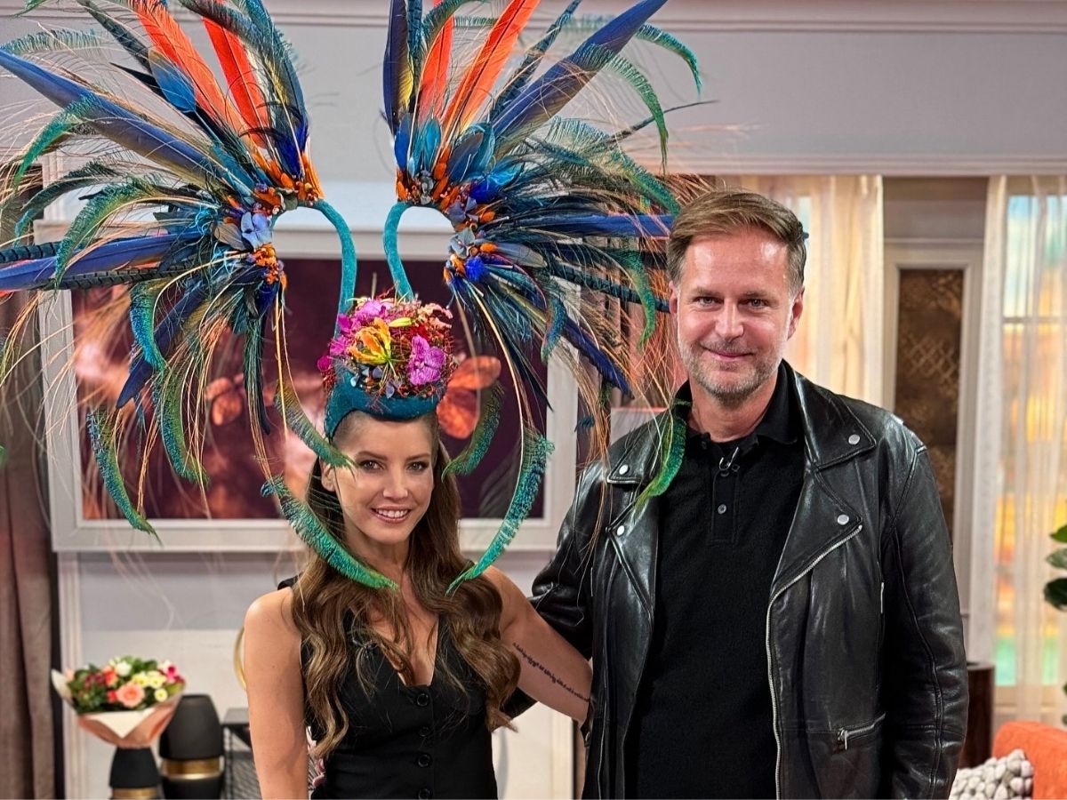 Attila Nemeth's Headpiece for Panama Gateway to the Americas