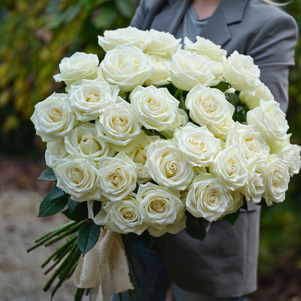 Why Do Flowers Smell Good? The Science Behind Floral Fragrance