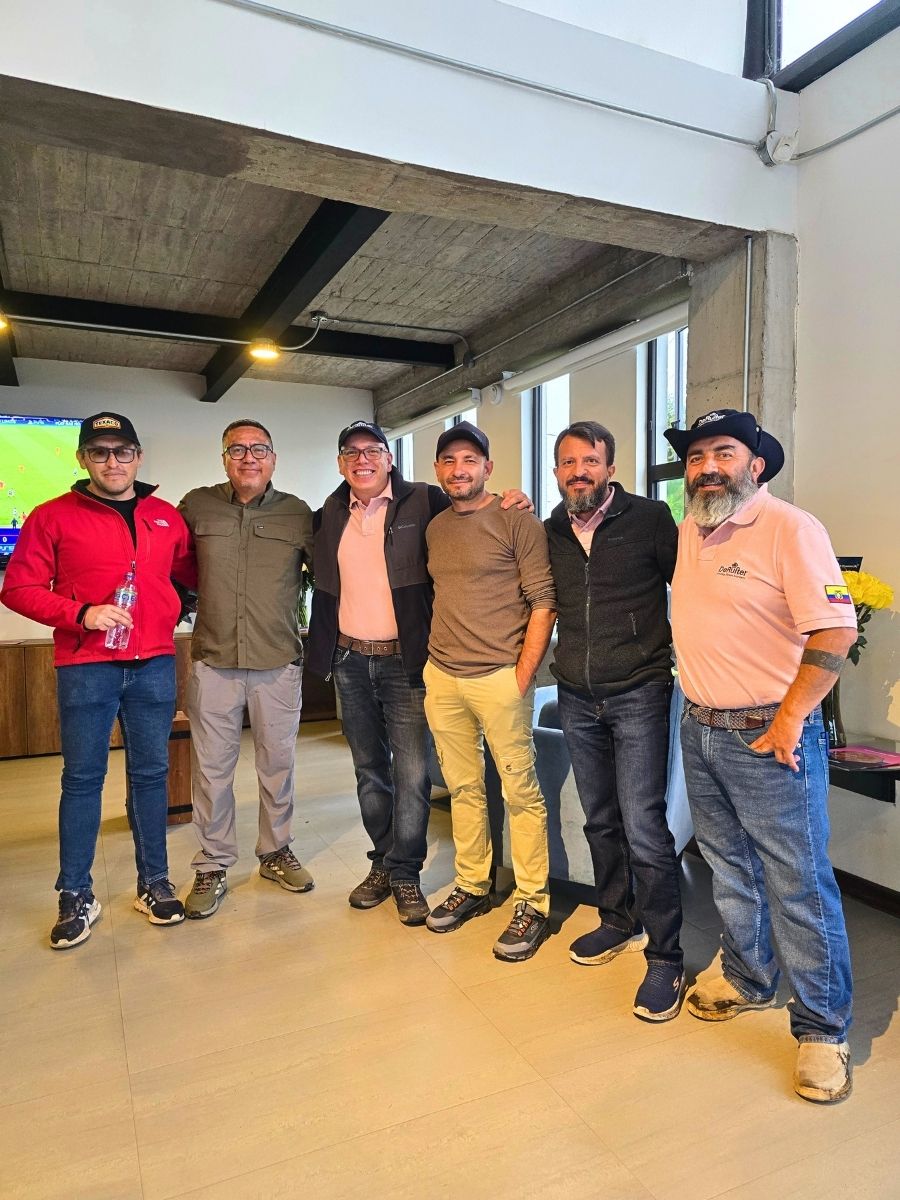 Marcelo and Team at De Ruiter Ecuador for Open Days Marcelo and Team at De Ruiter Ecuador for Open Days
