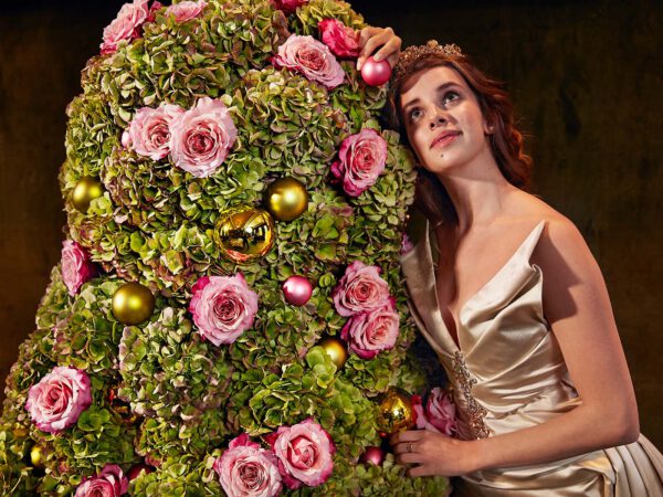 60th Anniversary of Dutch National Ballet Celebrated with Thousands of Flowers