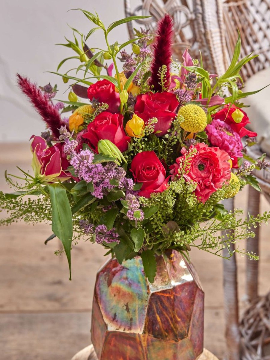 The World Cup Isn&rsquo;t Just a Game; It Is a Demand Engine: Danziger&rsquo;s Perspective on How Global Moments Create New Opportunities for Flower Consumption.