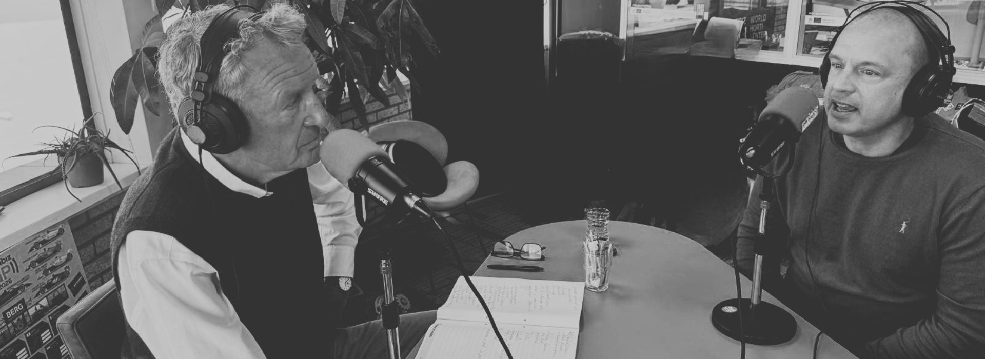 Simon Rozendaal with Arnold Wittkamp recording a podcast