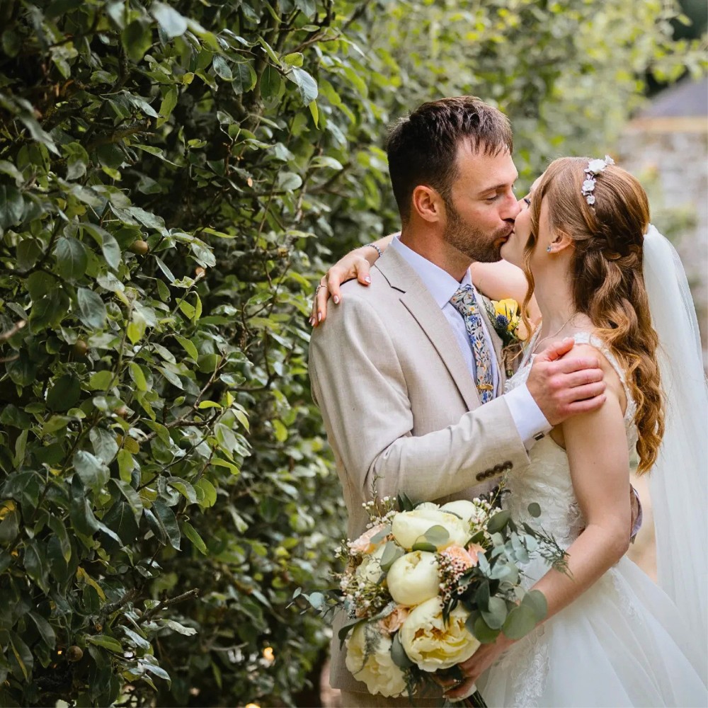 Peonies Are So Popular for Weddings, This Is Why