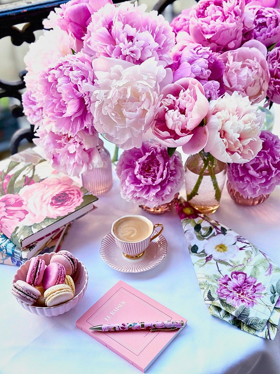 Why Are Peonies So Popular for Weddings?