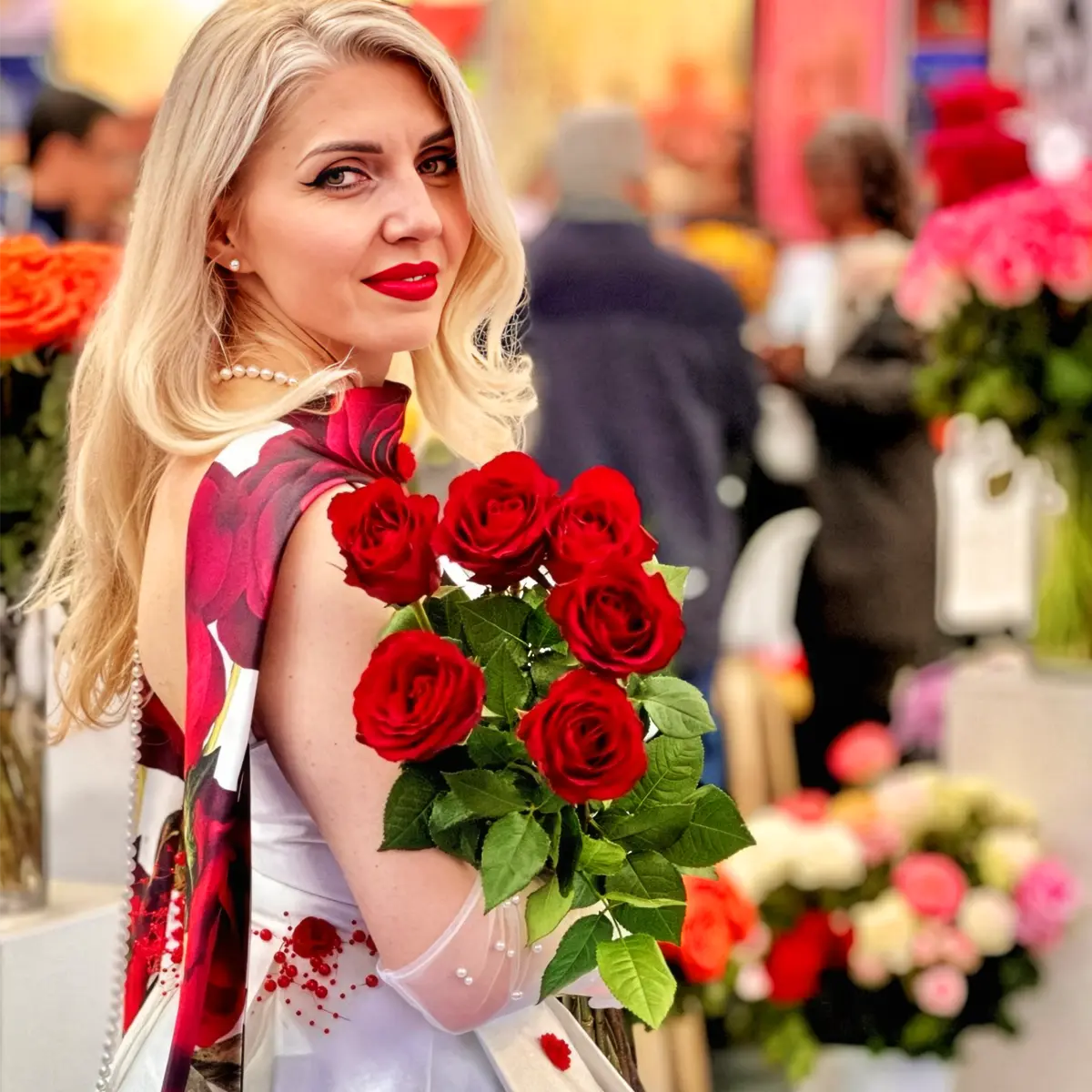 United Selections Has a Line of Roses That Fits a Special Mother’s Day Mood Beautifully.