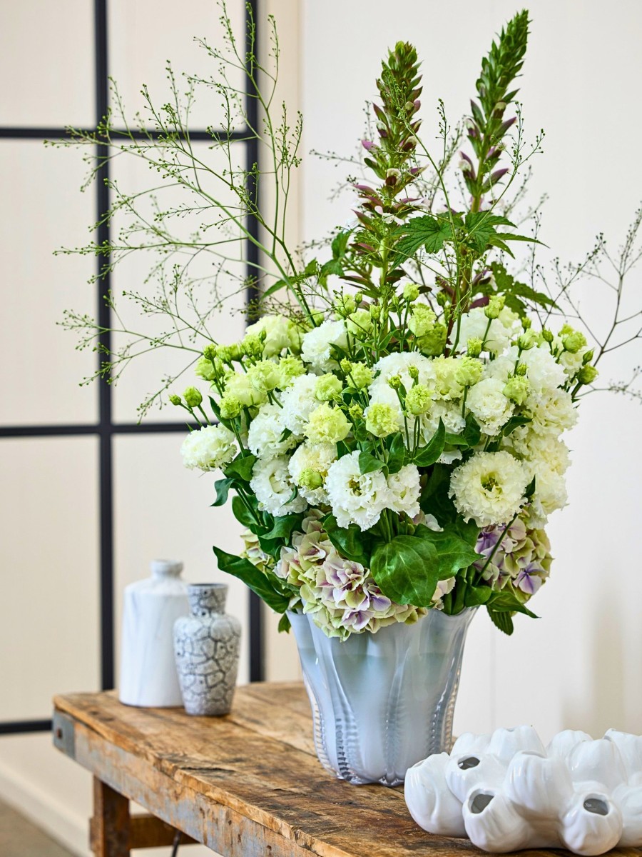 Can Sugar Help Your Cut Flowers Last Longer in the Vase?