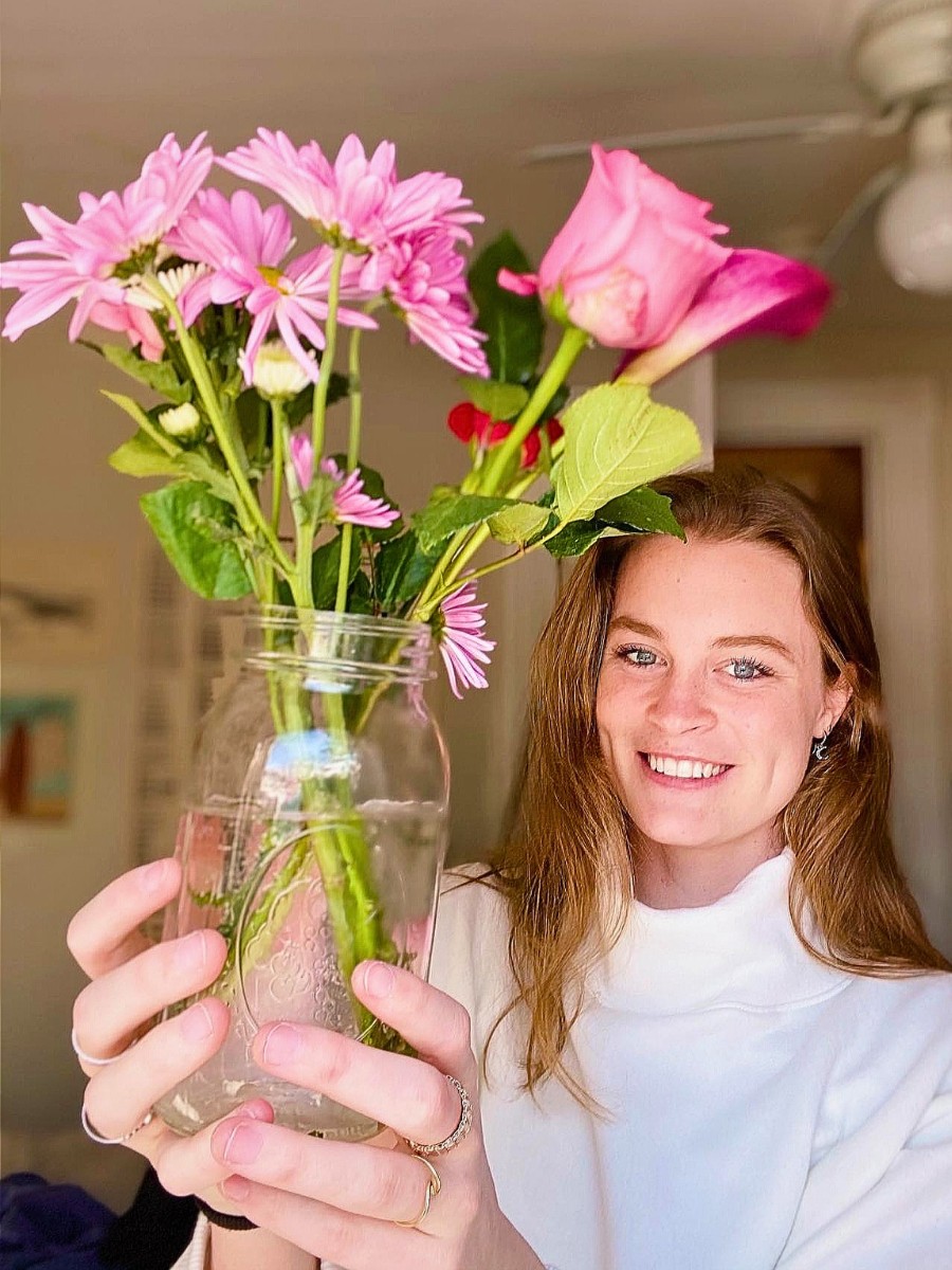 Can Sugar Help Your Cut Flowers Last Longer in the Vase?