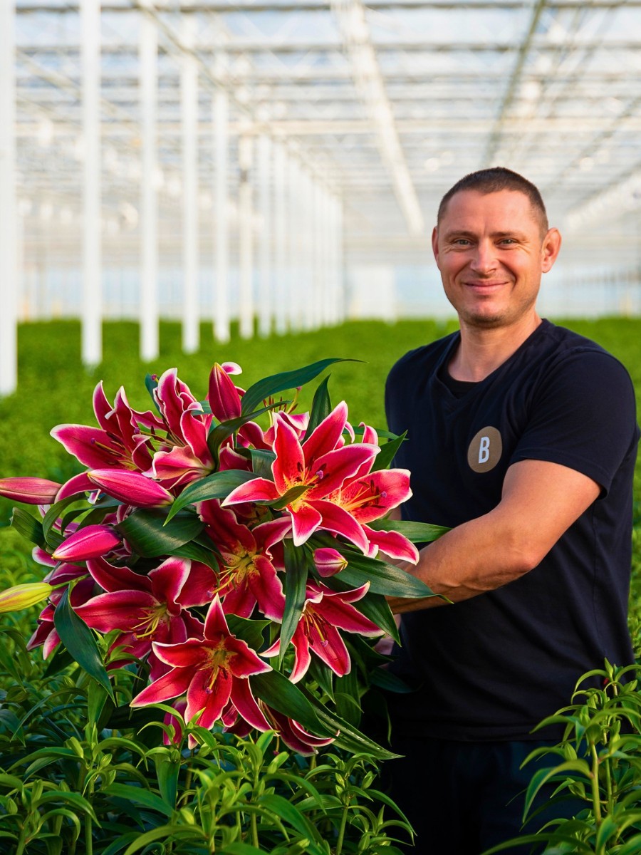 Important Role of Education in Promoting Sustainable Floriculture Practices