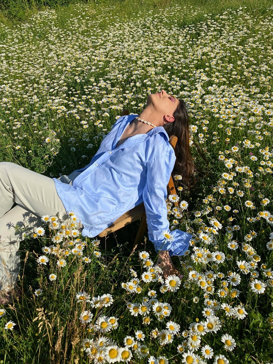 Why Do Some Flowers Open Only During the Day?