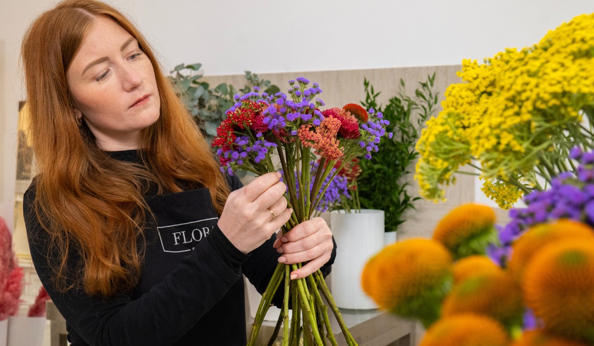 Johanna Snel Blog: Cinefleur Presents the Flowerverse With Flowers From Ball SB.