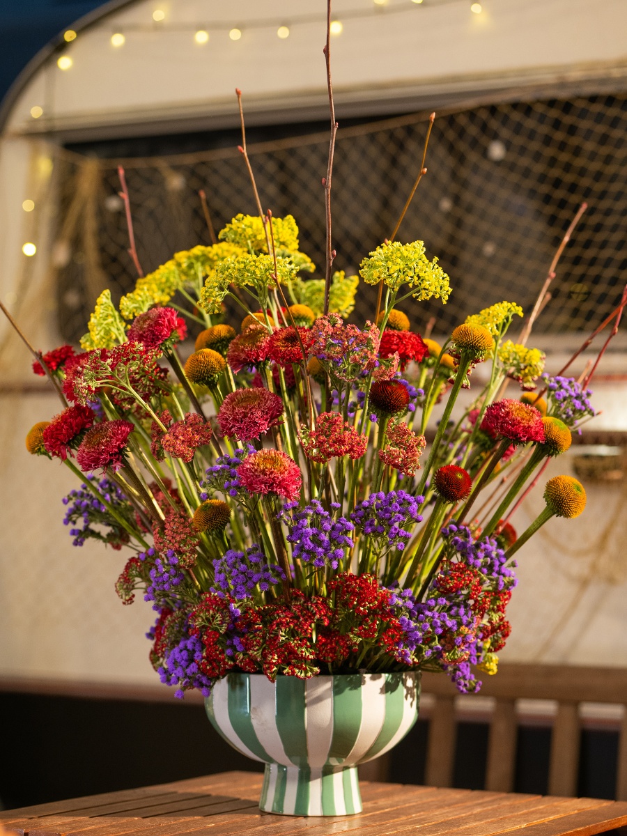 Johanna Snel Blog: Cinefleur Presents the Flowerverse With Flowers From Ball SB.
